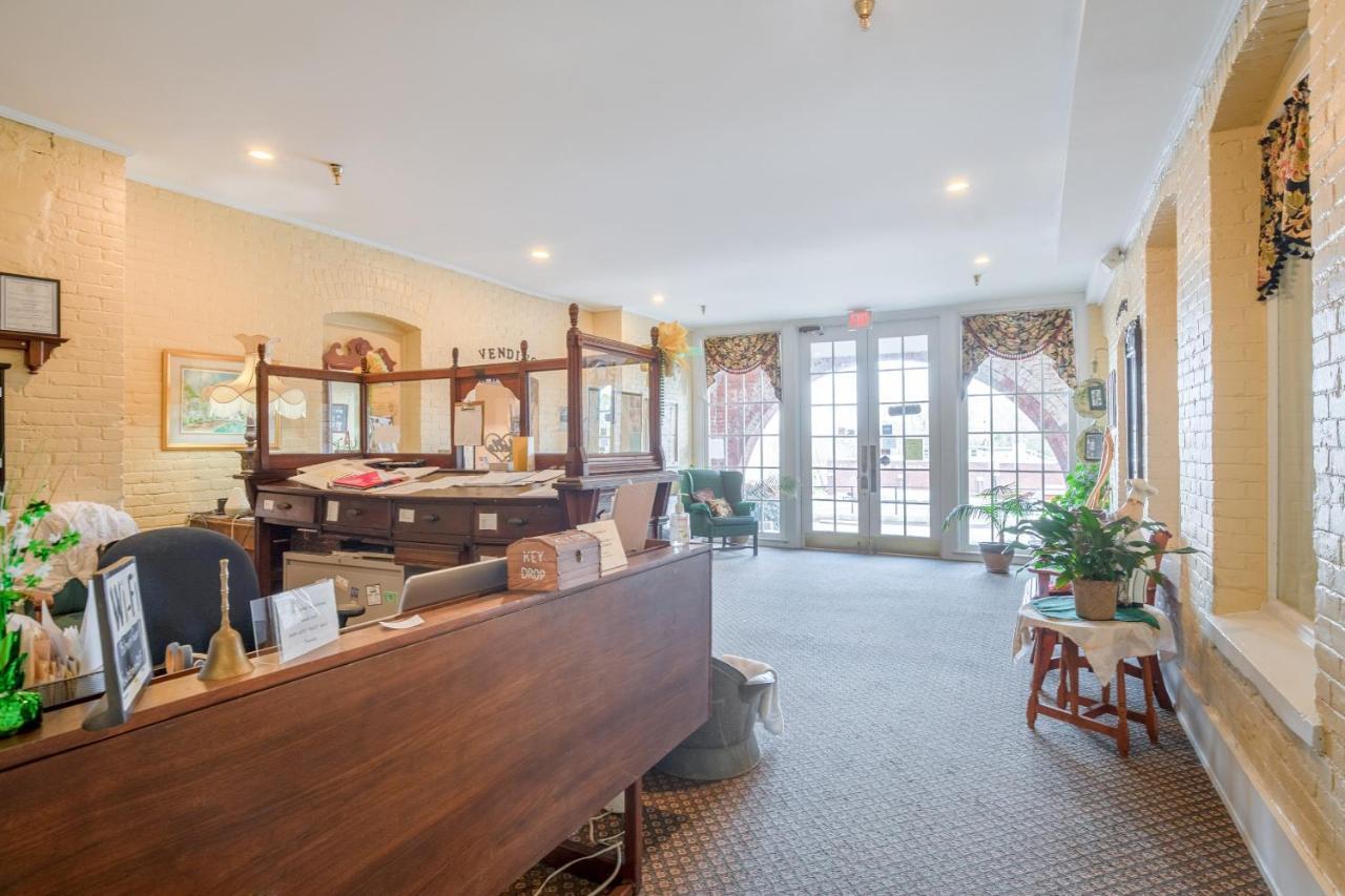 The Belmont Inn By Oyo Abbeville Exterior photo